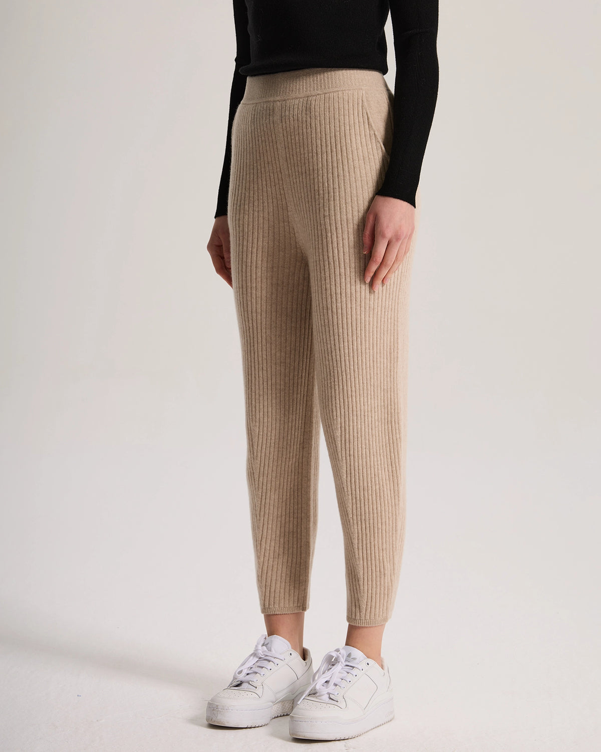 Ribbed Cashmere Jogger