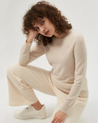 Essential Crewneck Cashmere Sweater