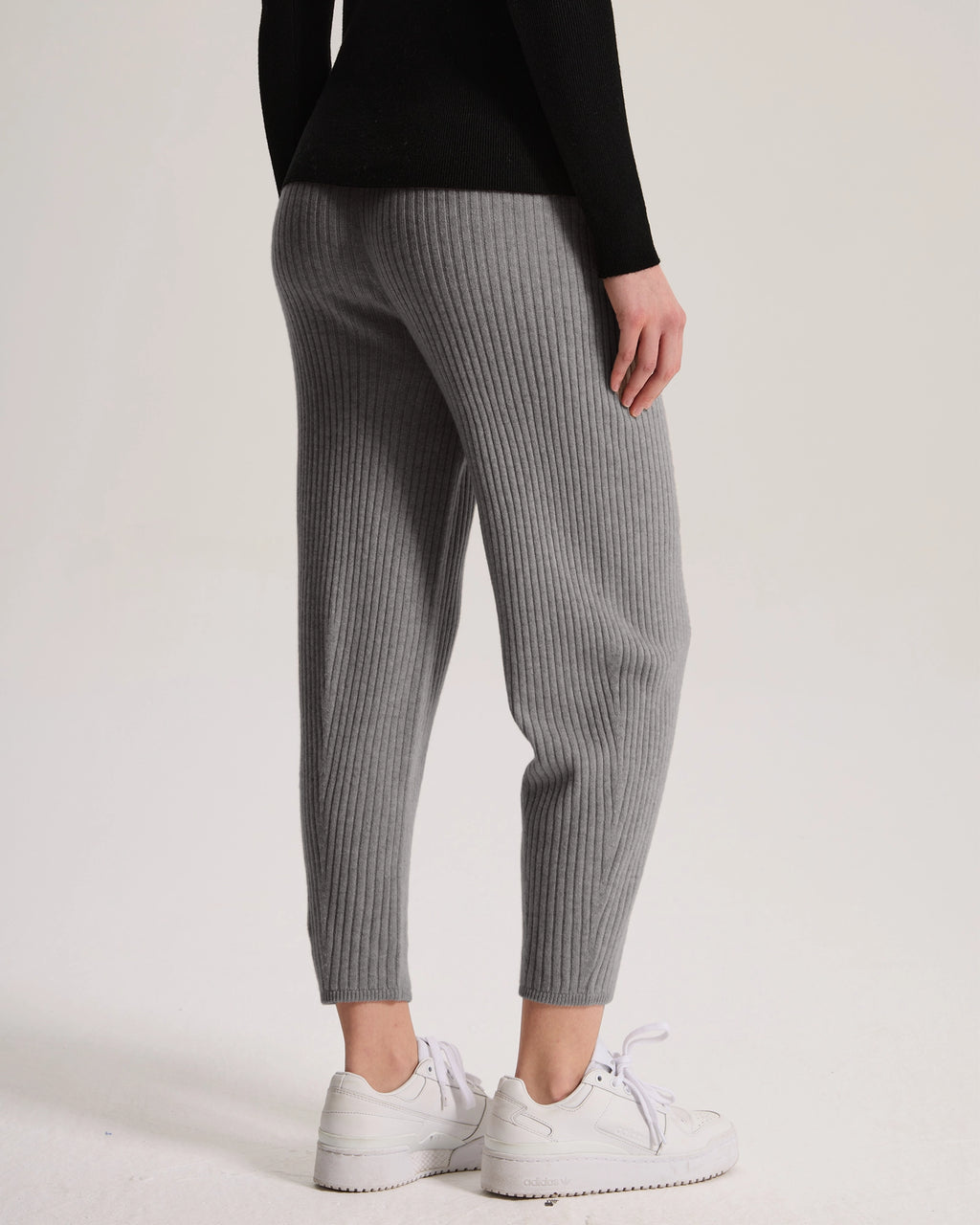 Ribbed Cashmere Jogger