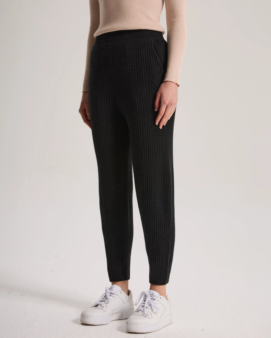 Ribbed Cashmere Jogger