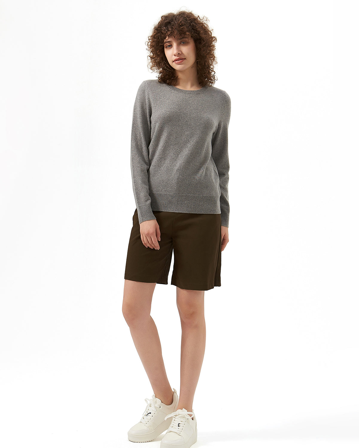 Essential Crewneck Cashmere Sweater