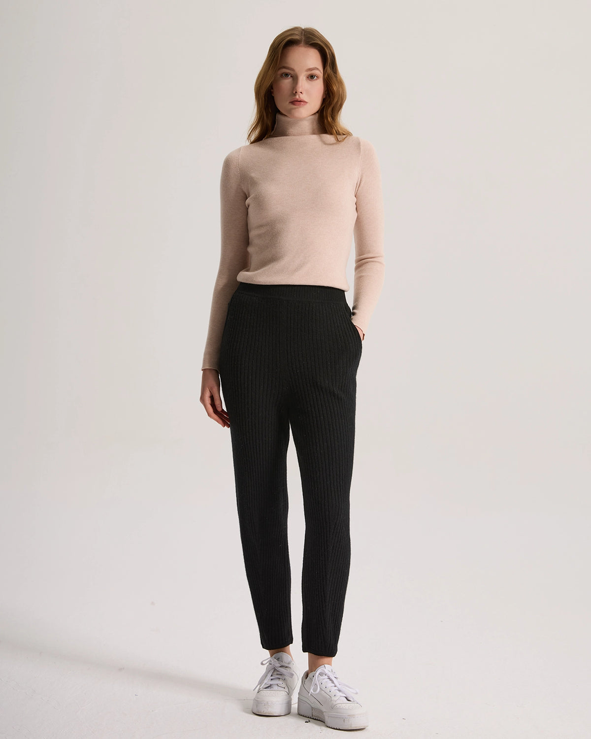 Ribbed Cashmere Jogger