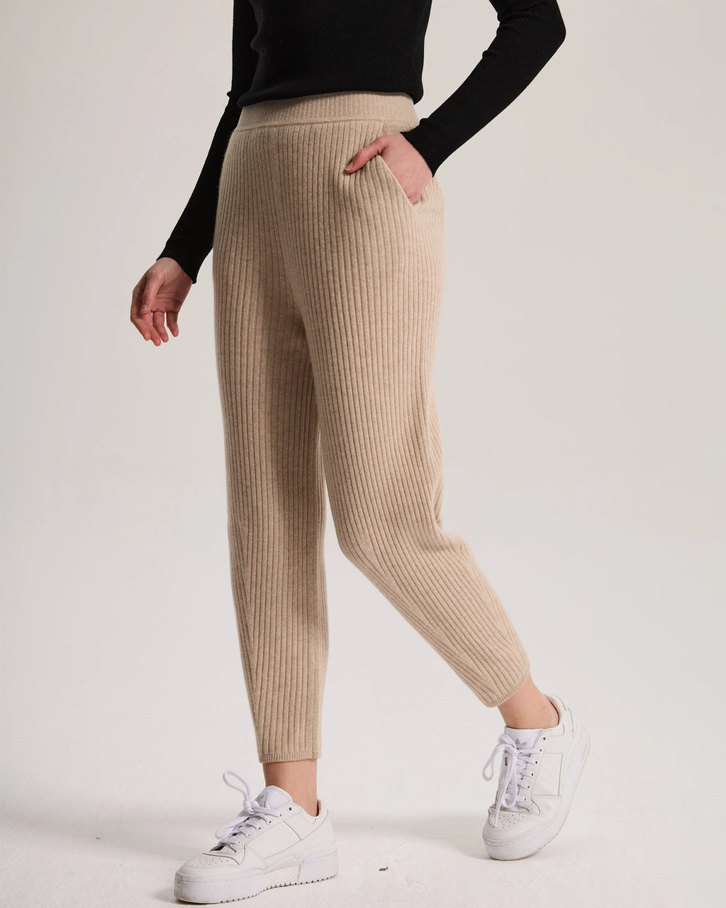 Ribbed Cashmere Jogger