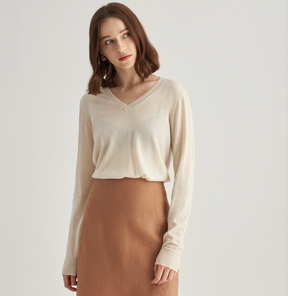 Lightweight Cashmere V-neck Sweater