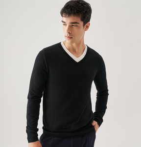 Super Light V-neck Cashmere Sweater