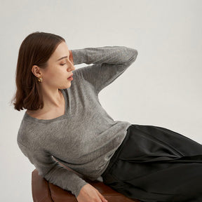 37.5 Cashmere Timeless v-neck Sweater